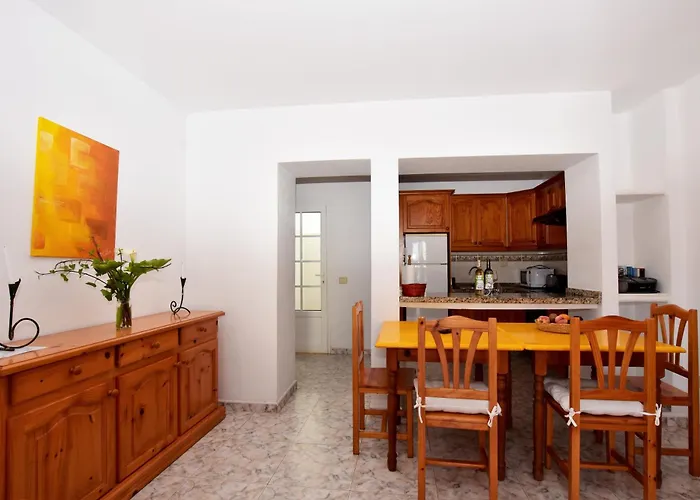 Marysol 2 With Terrace Close To The Sea *