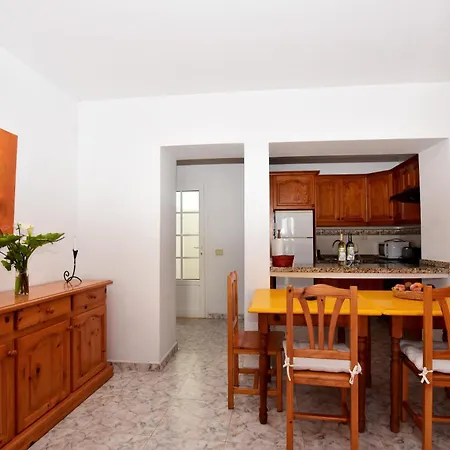 Marysol 2 With Terrace Close To The Sea *