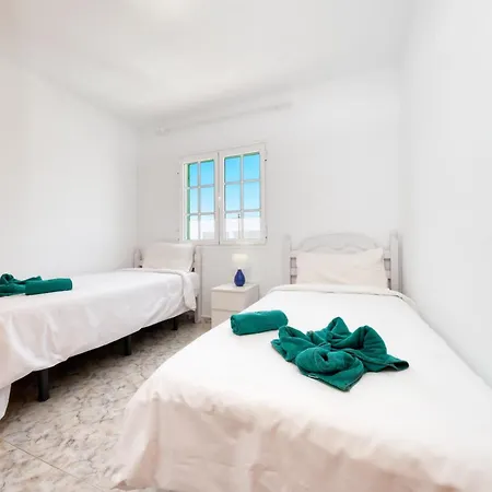 Marysol 2 With Terrace Close To The Sea Appartement