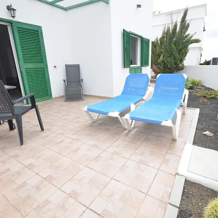 Marysol 2 With Terrace Close To The Sea *