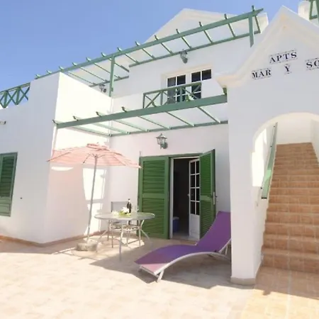 Appartement Marysol 2 With Terrace Close To The Sea Punta Mujeres