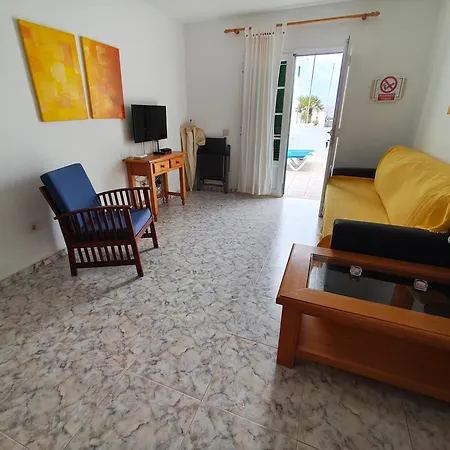 Marysol 2 With Terrace Close To The Sea Appartement *