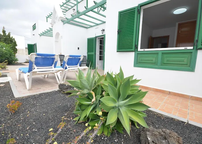 Apartment Marysol 2 With Terrace Close To The Sea *