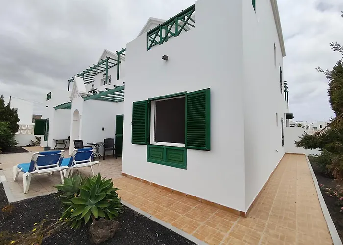 Apartment Marysol 2 With Terrace Close To The Sea *