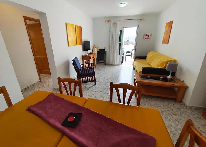 Apartment Marysol 2 With Terrace Close To The Sea *